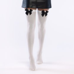 Str�mper med satin sl�jfer