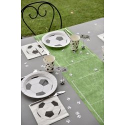 Bordslpare med fotbollsplan