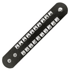 Punk armband med nitar