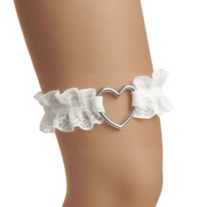 Strumpeband i vitt med stort hjrta