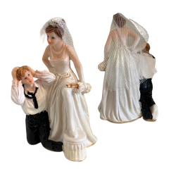 Trtfigur - brud med en kvast