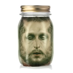 Sylteglas med balsameret hoved