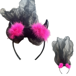 Dj�vlehorn i sort med tyl og pink fjer