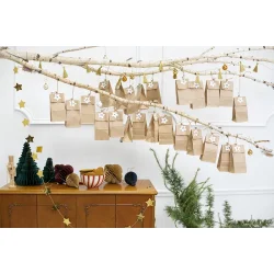 Presentpsar i papper som julkalender  komplett