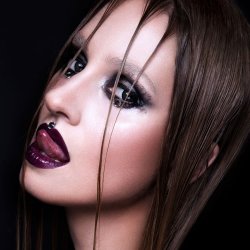 Linser i sort 1d - Dark desire 