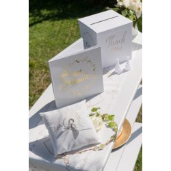 Gstbok med "Just married"