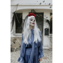 Hrklmma med slja och rda blommor