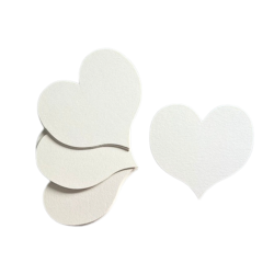 Bordkort hjerte i creme metallic