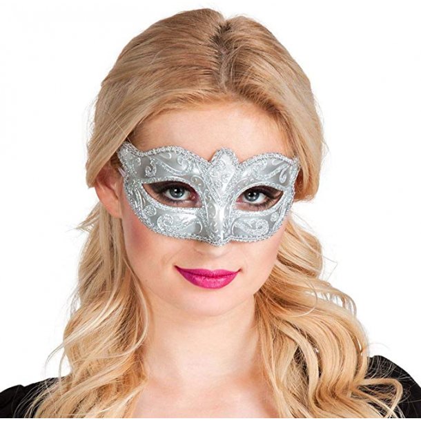 ego Bortset Udled Øjenmaske Felina i sølv | køb flotte maske til maskebal billigt her