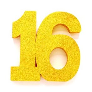 16 Tal stor figur i Guld