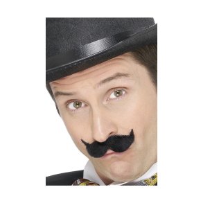mustasch, Couvre-chef